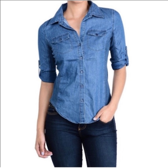 Cavalini Tops - Cavalini button down denim shirt